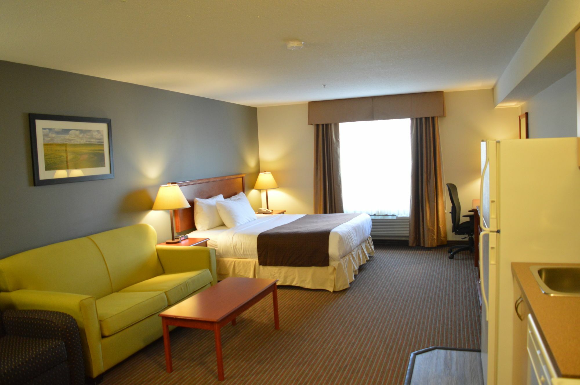 Hotel Super 8 By Wyndham Grande Prairie Esterno foto